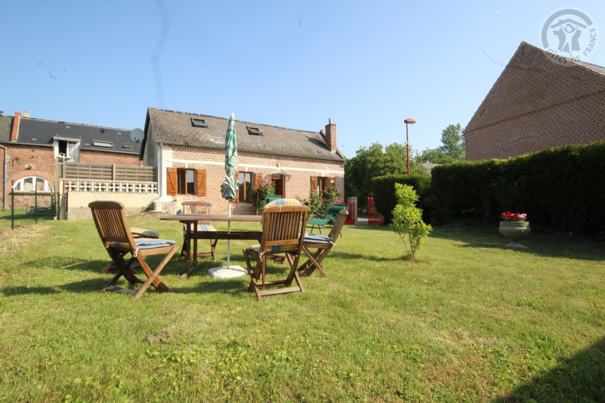 photo 0