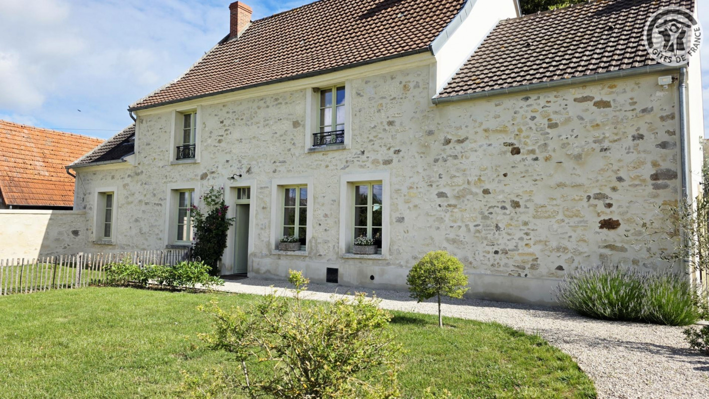 photo 0