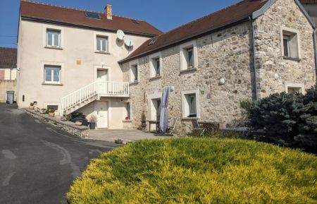 City Break n&deg;G022412 Ch&acirc;teau-Thierry - Aisne - Grande maison chaleureuse et originale 